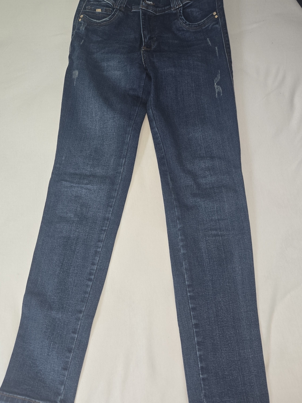 Women's Skinny Jeans in Dark Blue Wash